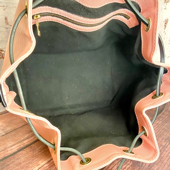 Louis Vuitton Petite Noe custom painted - Picture 13 of 16